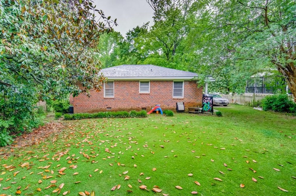 570 Pineneedle Rd, Athens GA  30606-2722 exterior