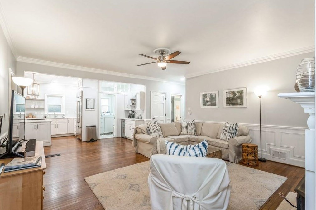 6 Wimberly Ct, Decatur GA  30030-2802 exterior