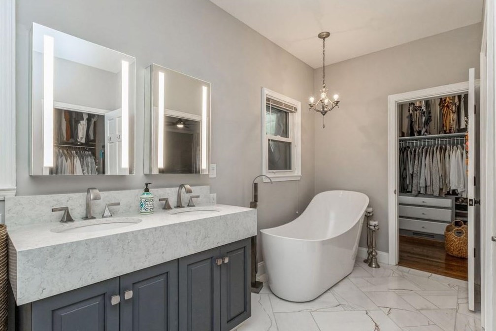 6 Wimberly Ct, Decatur GA  30030-2802 exterior