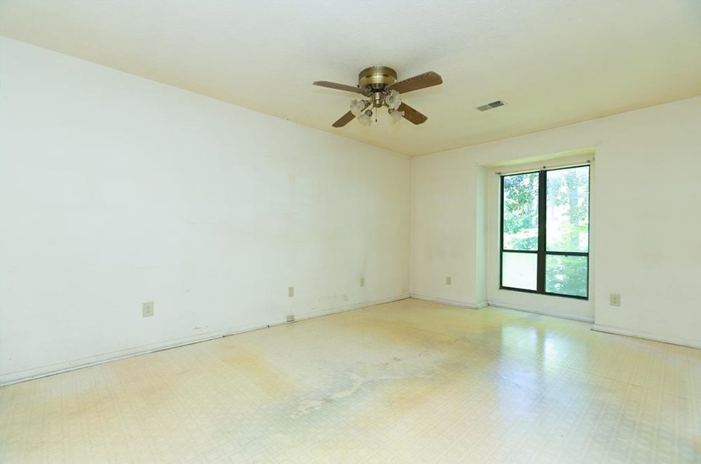 506 Tuxworth Cir, Decatur GA  30033-5618 exterior