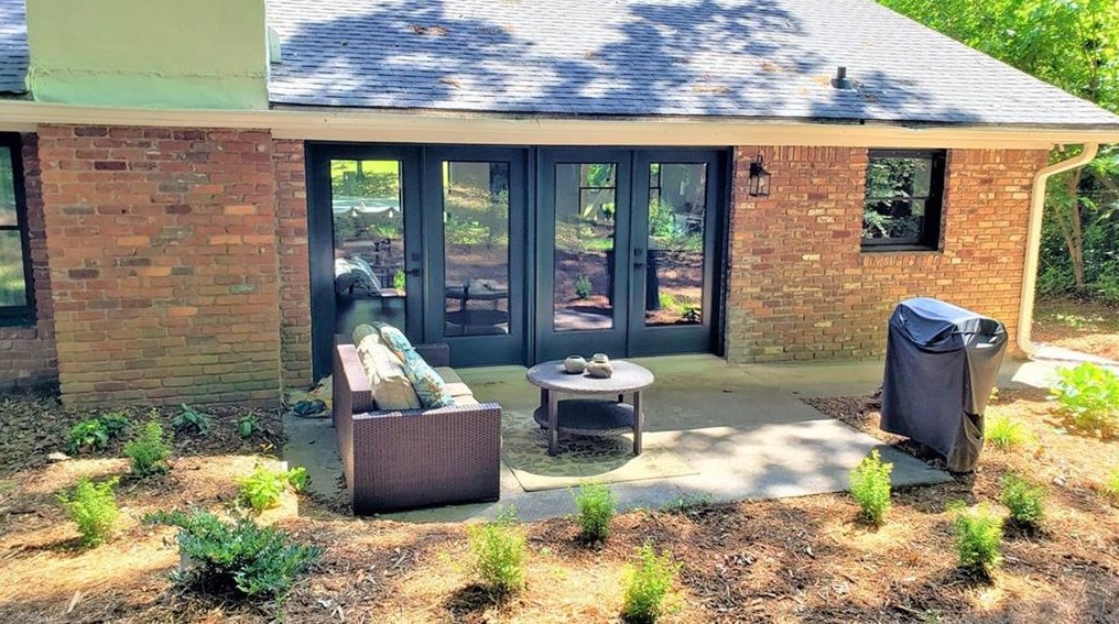 1939 Wildwood Pl, Atlanta GA  30324-4959 exterior
