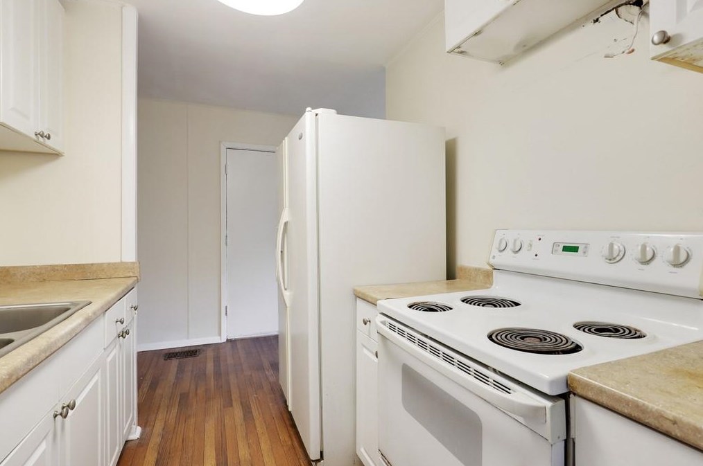 1941 Bandera Dr, Decatur GA  30032-7008 exterior