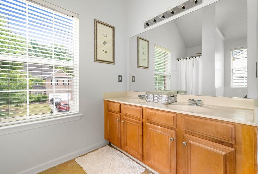 3523 Umatilla Ln, Atlanta GA  30331-7517 exterior