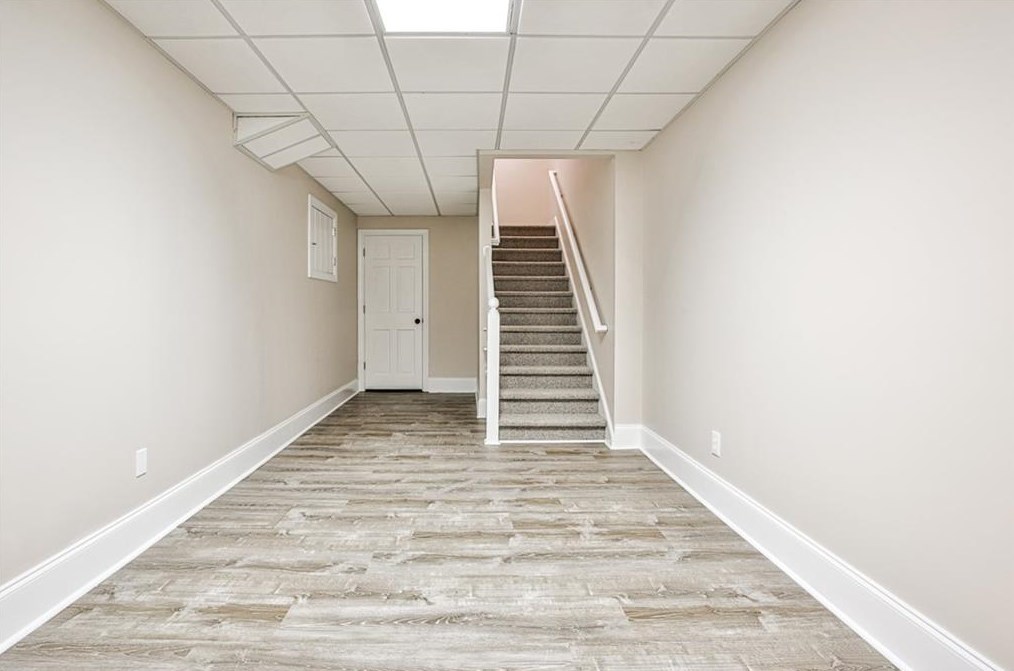 1089 Regency Rd, Atlanta GA  30327-2719 exterior
