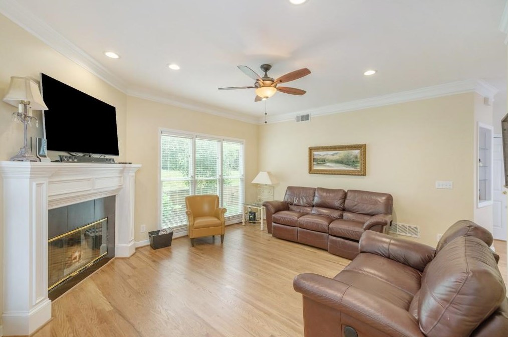 2998 Frazier Ct, Decatur GA  30033-1820 exterior