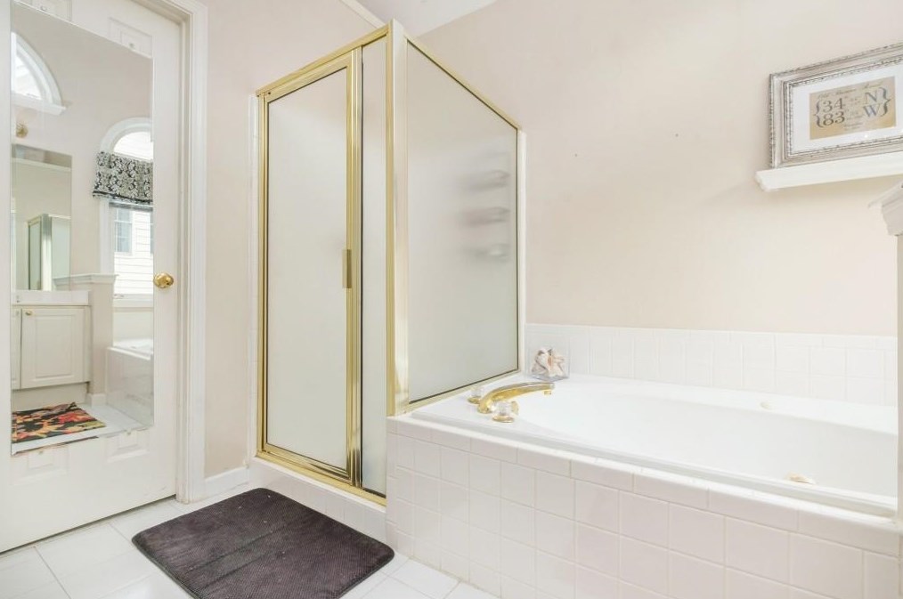 2998 Frazier Ct, Decatur GA  30033-1820 exterior