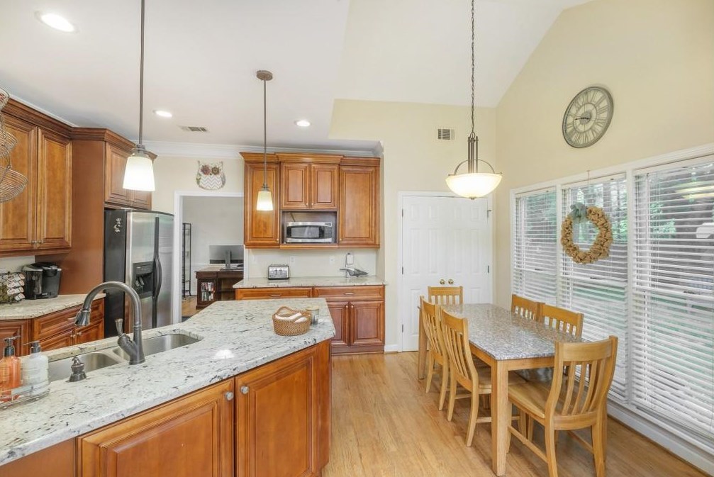 2998 Frazier Ct, Decatur GA  30033-1820 exterior