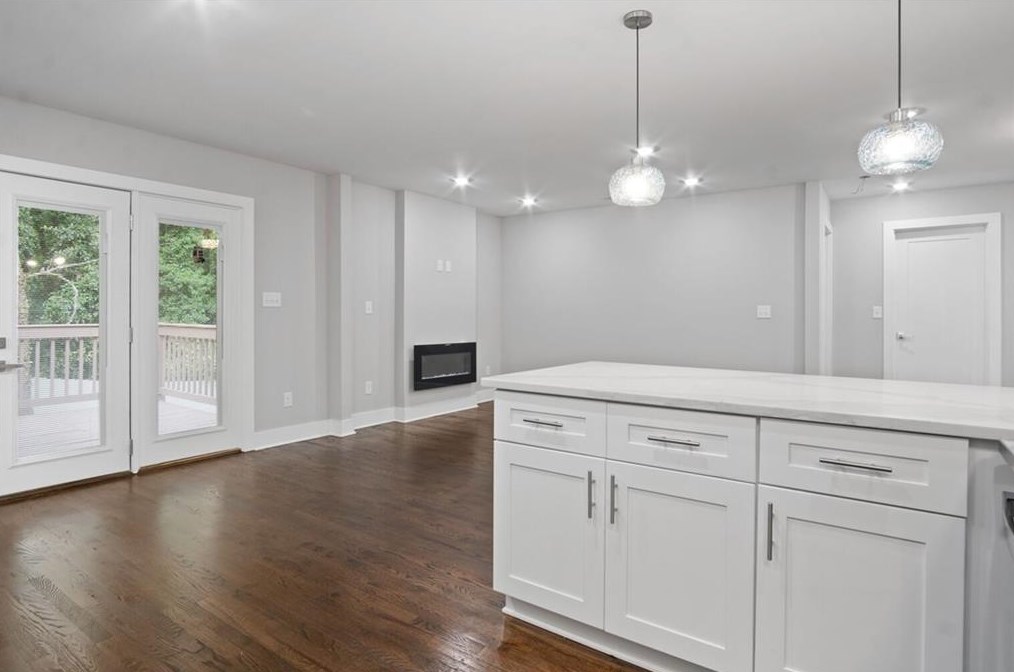 3217 Edgemont Way, Decatur GA  30032-5852 exterior