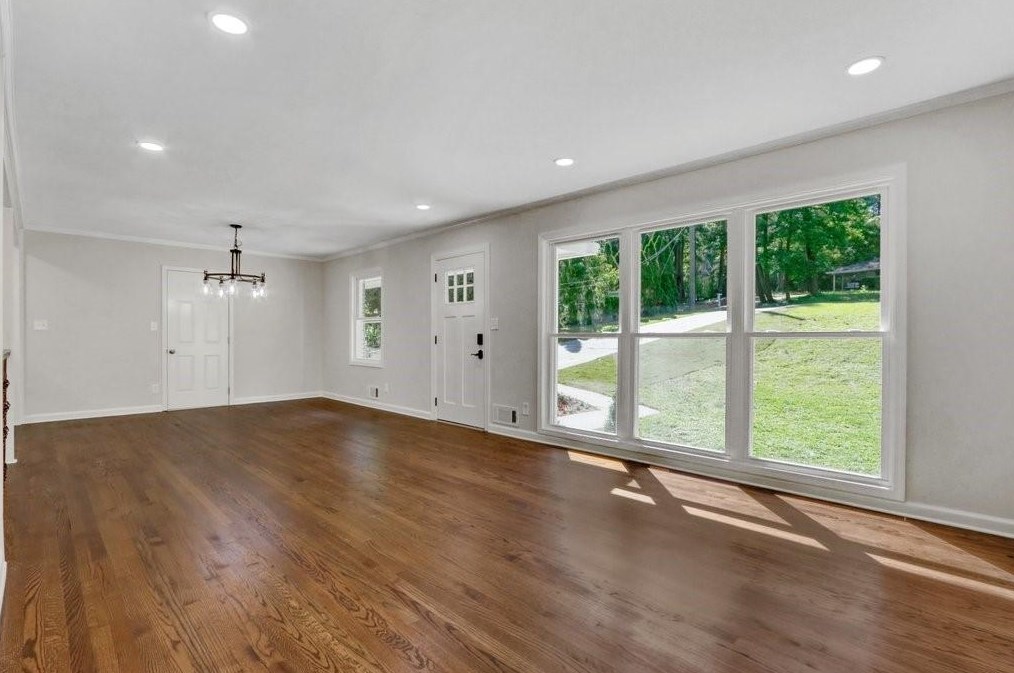 1842 Winchester Trl, Atlanta GA  30341-1448 exterior