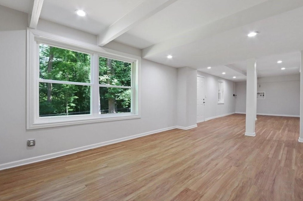 1842 Winchester Trl, Atlanta GA  30341-1448 exterior