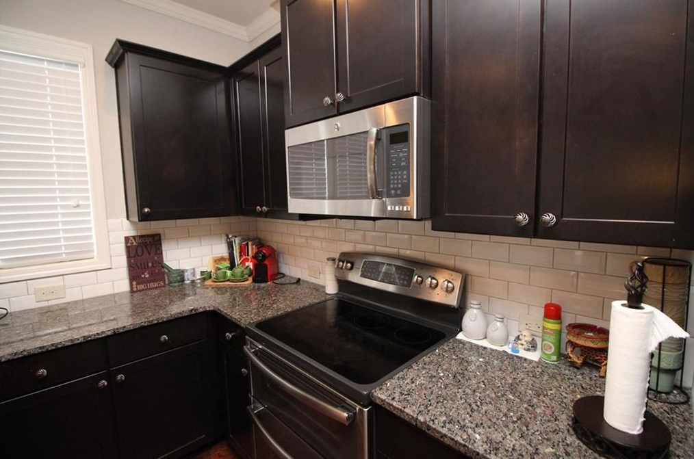 3064 Turman Cir, Decatur GA  30033-3249 exterior