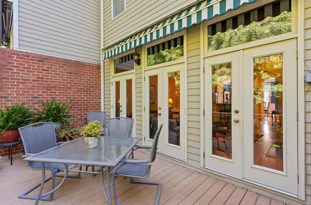 1148 Providence Pl, Decatur GA  30033-3465 exterior