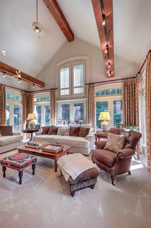 5730 Winterthur Ln, Atlanta GA  30328-4661 exterior