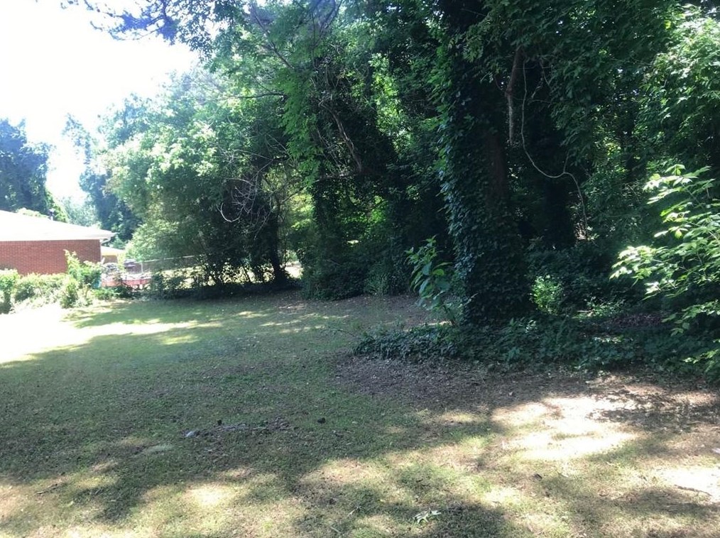 2365 Shamrock Dr, Decatur GA  30032-7146 exterior