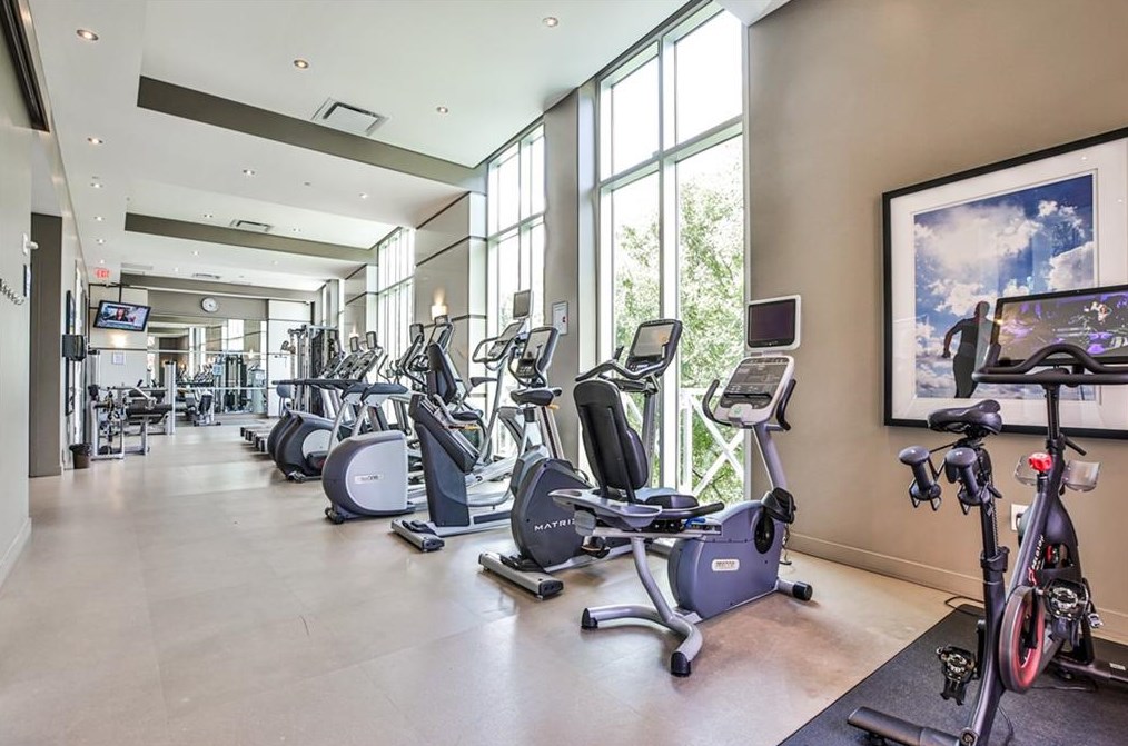 1820 Peachtree St, Atlanta GA  30309-1878 exterior