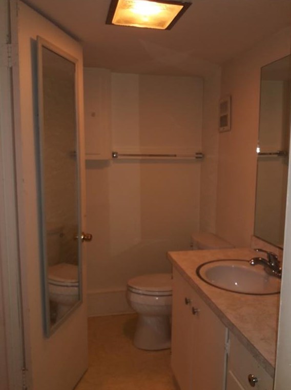 2453 Wentworth Dr, Atlanta GA  30345-1663 exterior