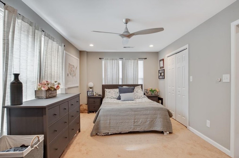 1737 Thomas Ter, Decatur GA  30032-4636 exterior