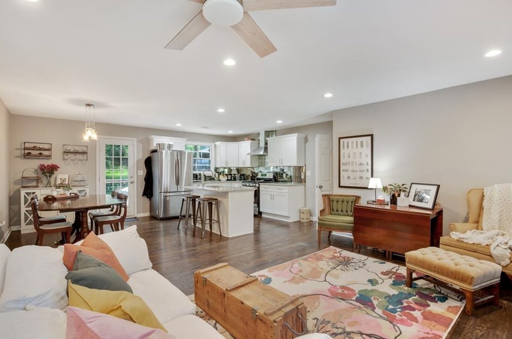 1737 Thomas Ter, Decatur GA  30032-4636 exterior