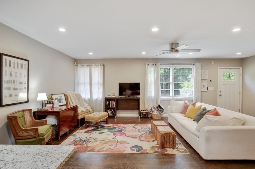 1737 Thomas Ter, Decatur GA  30032-4636 exterior