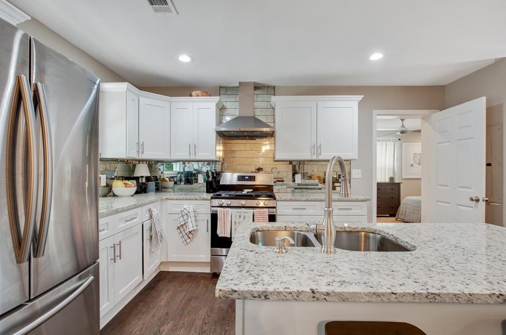 1737 Thomas Ter, Decatur GA  30032-4636 exterior