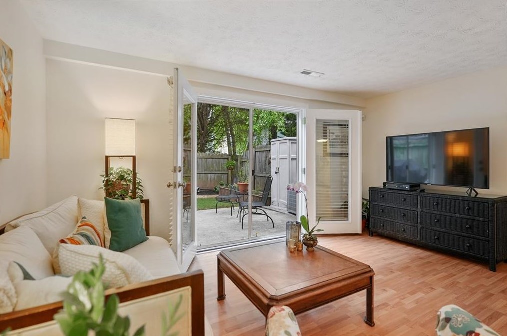 849 Regal Path Ln, Decatur GA  30030-4180 exterior