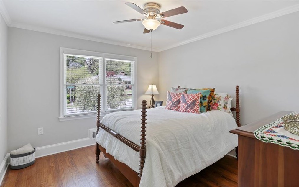 2517 Sharondale Dr, Atlanta GA  30305-3809 exterior