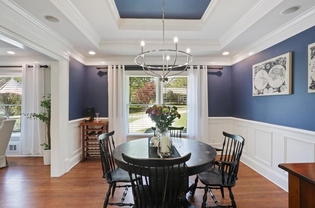2517 Sharondale Dr, Atlanta GA  30305-3809 exterior