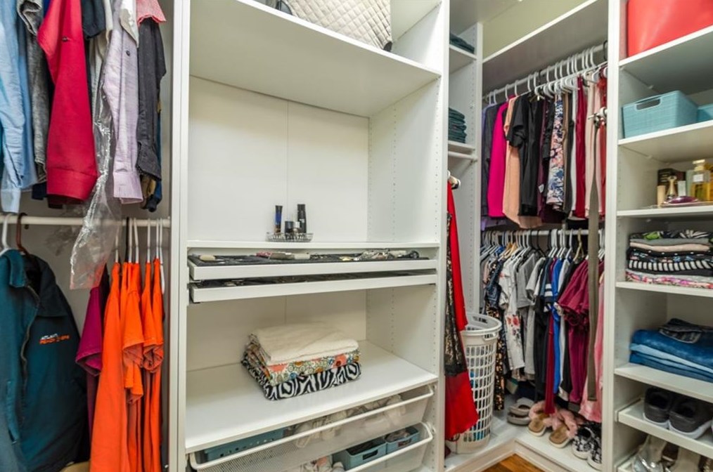 3403 Bennington Dr, Decatur GA  30032-2561 exterior