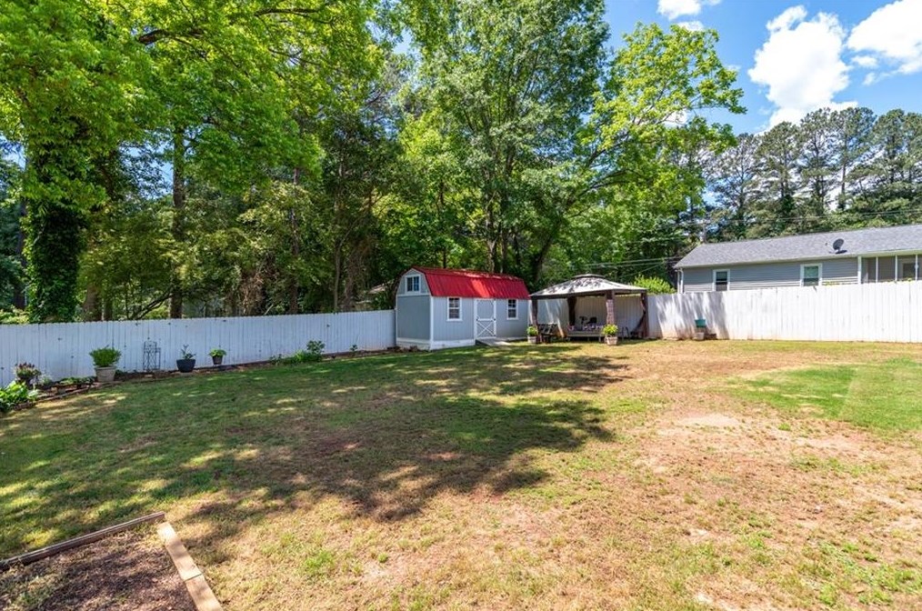 3403 Bennington Dr, Decatur GA  30032-2561 exterior