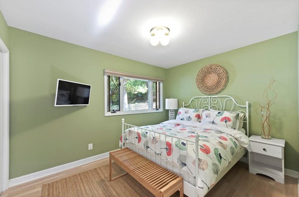 2174 Spring Creek Rd, Decatur GA  30033-2608 exterior