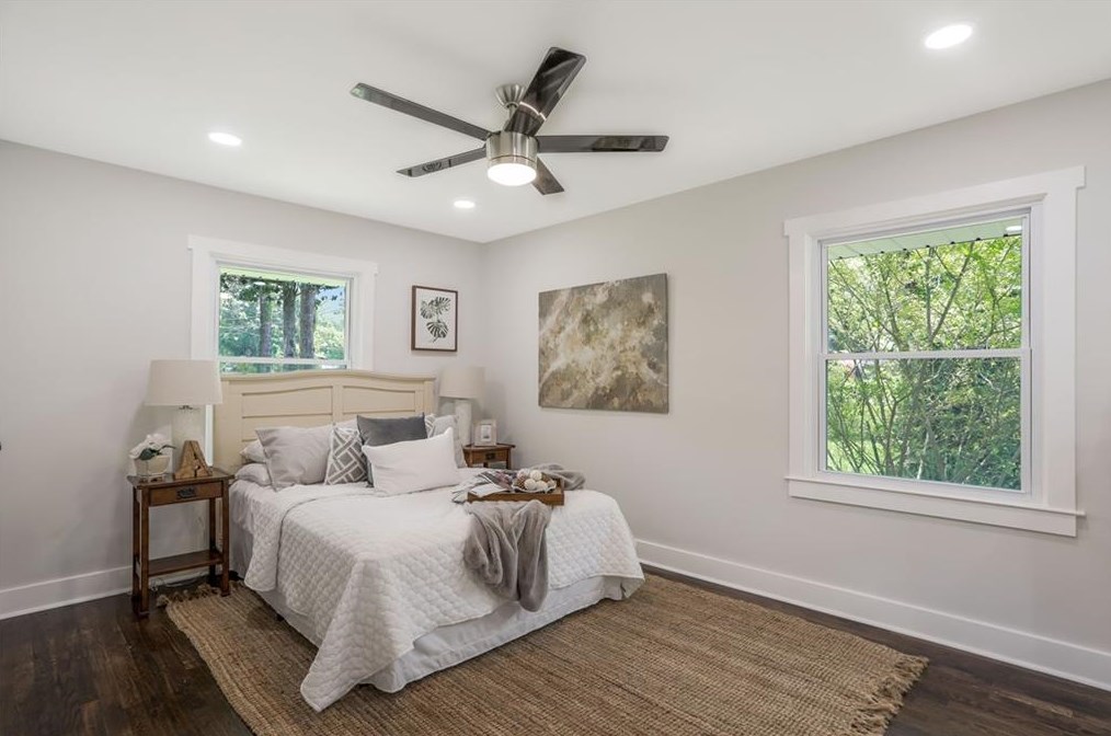 1660 Columbia Cir, Decatur GA  30032-4607 exterior