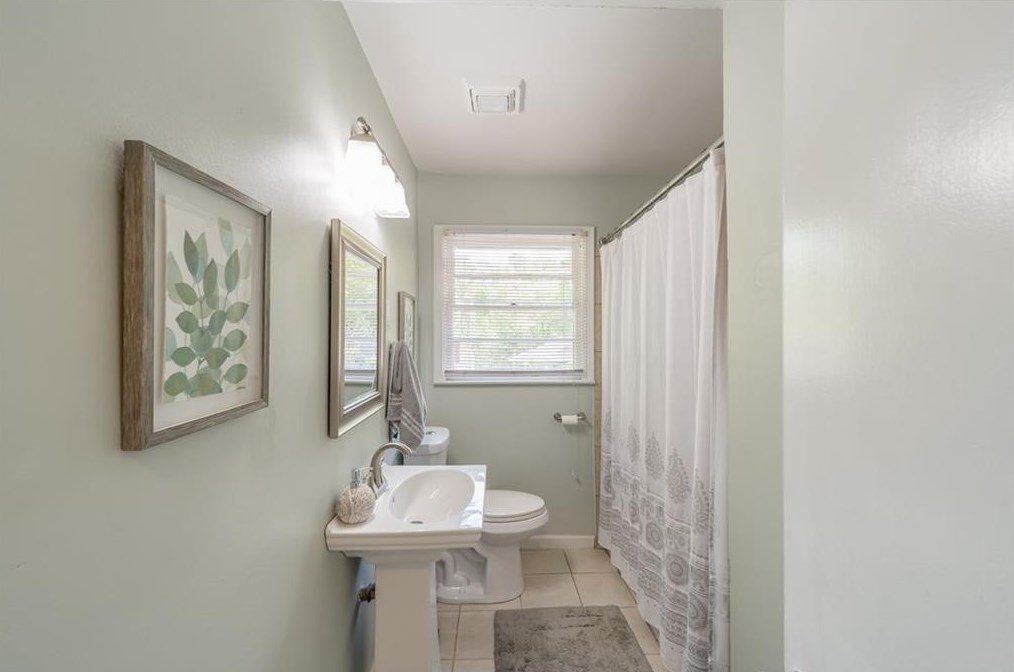 317 Wieuca Rd, Atlanta GA  30342-3323 exterior