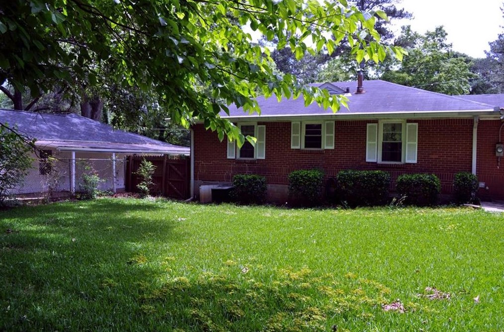 3394 Lark Ln, Decatur GA  30032-2562 exterior