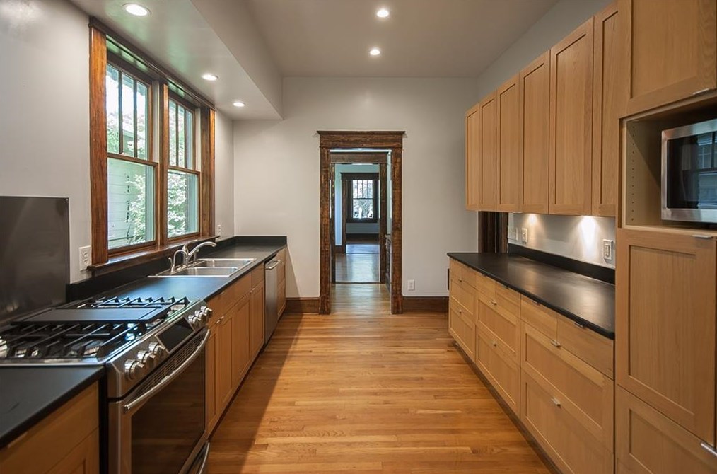 157 Feld Ave, Decatur GA  30030-3509 exterior