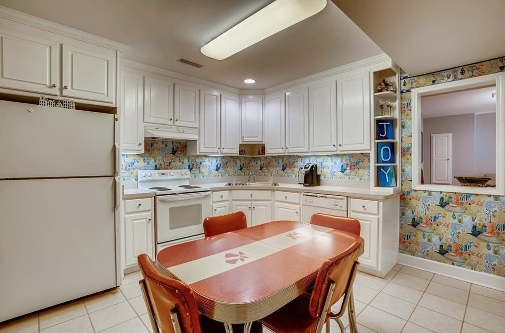 5347 Oxford Chase Way, Atlanta GA 30338-3053 exterior