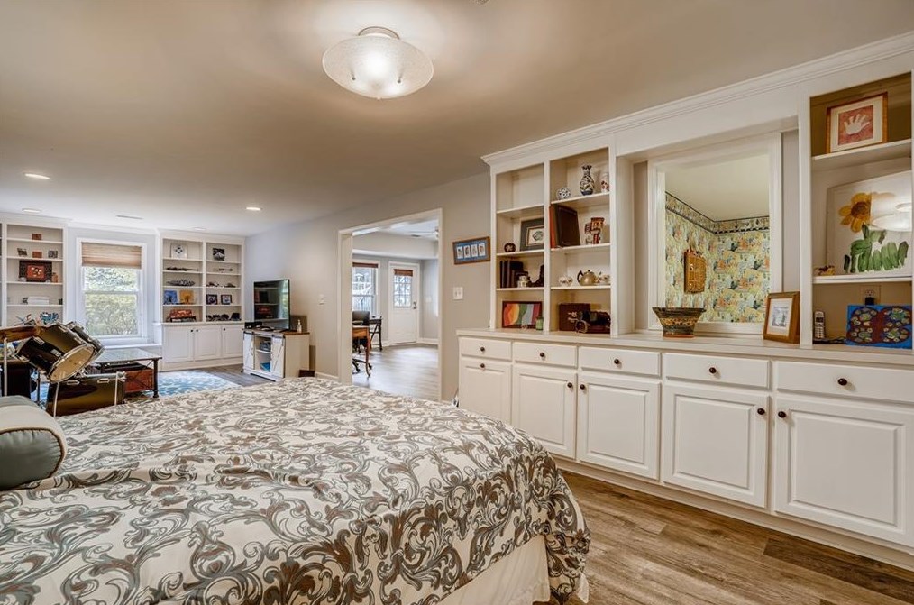 5347 Oxford Chase Way, Atlanta GA 30338-3053 exterior