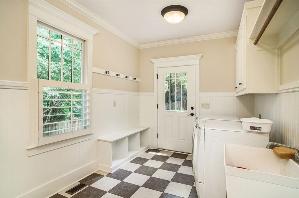 132 Benson St, Decatur GA  30030-4306 exterior