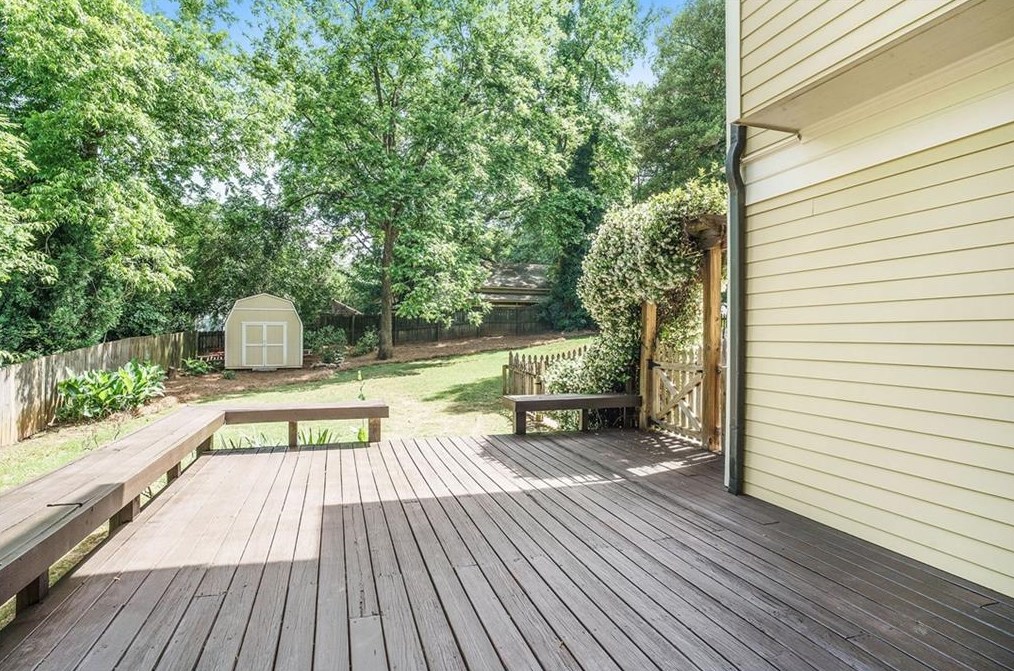 132 Benson St, Decatur GA  30030-4306 exterior