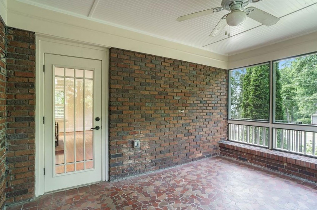 132 Benson St, Decatur GA  30030-4306 exterior