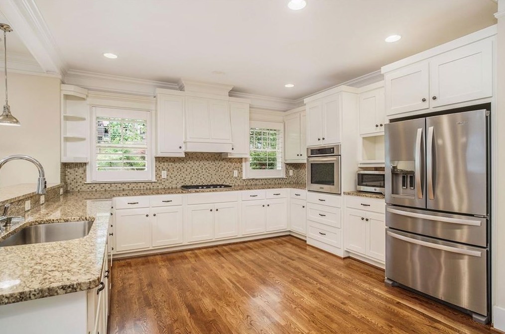 132 Benson St, Decatur GA  30030-4306 exterior