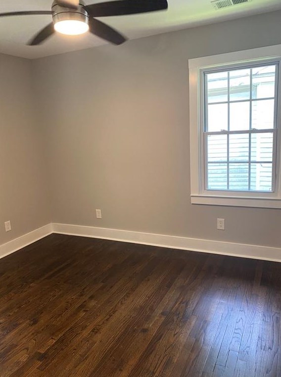 569 Woods Dr, Atlanta GA  30318-6105 exterior