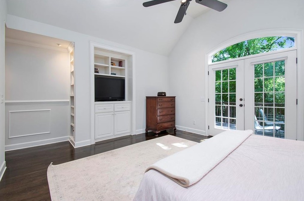 431 Melrose Ave, Decatur GA  30030-2855 exterior