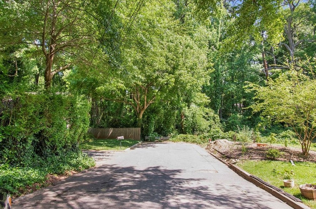 431 Melrose Ave, Decatur GA  30030-2855 exterior