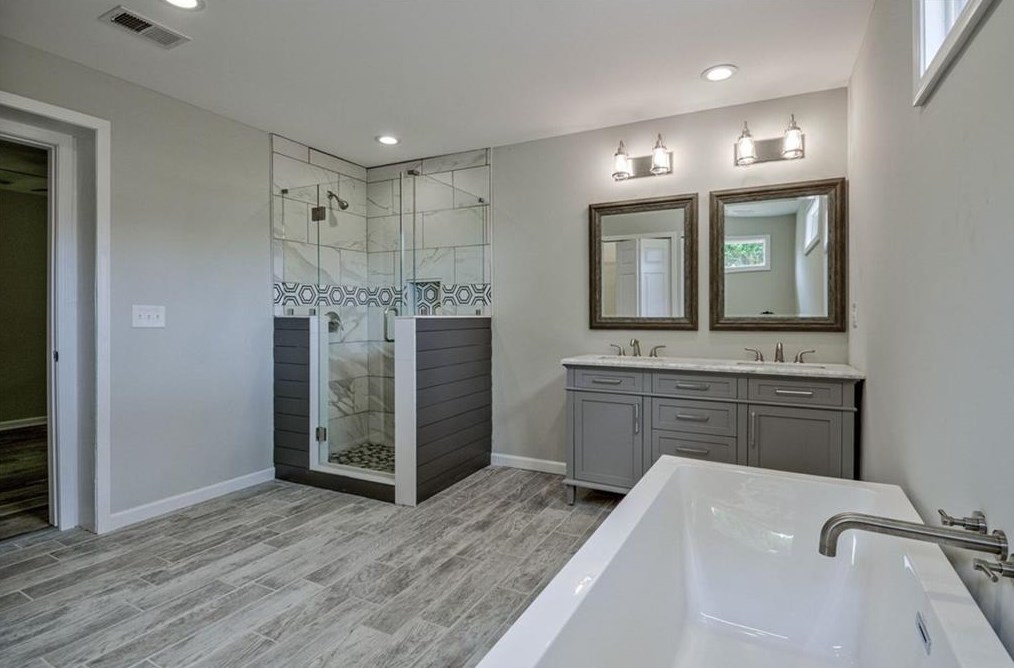 3710 Del Rio Ter, Decatur GA  30032-3114 exterior