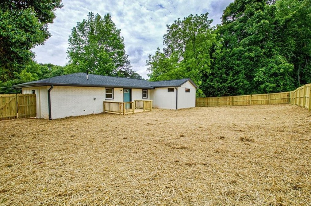 3710 Del Rio Ter, Decatur GA  30032-3114 exterior