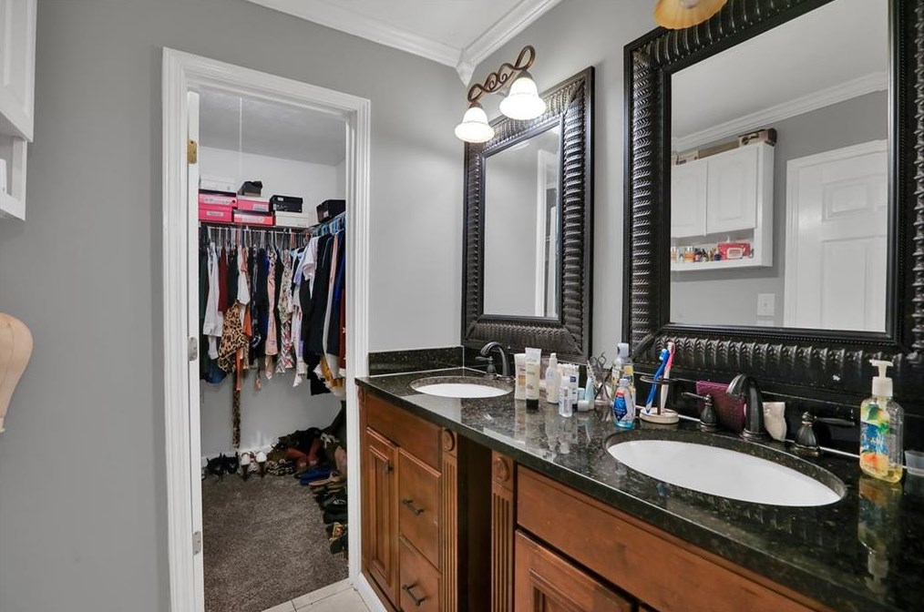 3315 Pointe Bleue Ct, Decatur GA  30034-5118 exterior