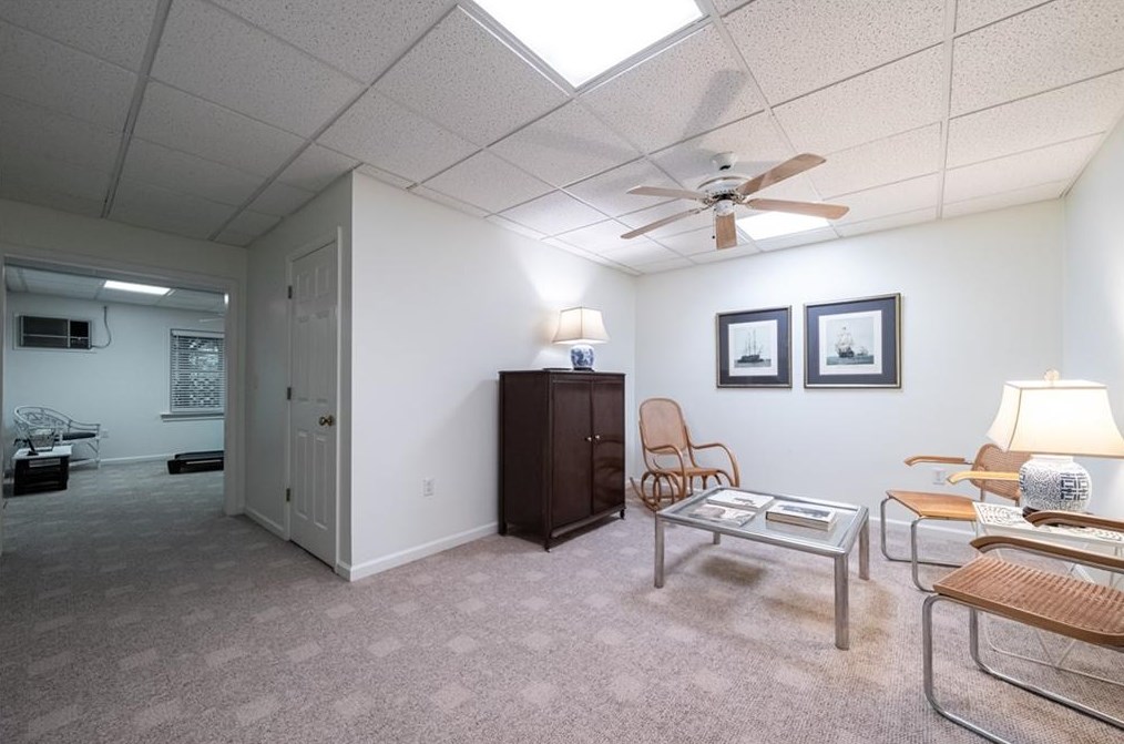 4617 Woodland Brook Dr, Atlanta GA  30339-5368 exterior