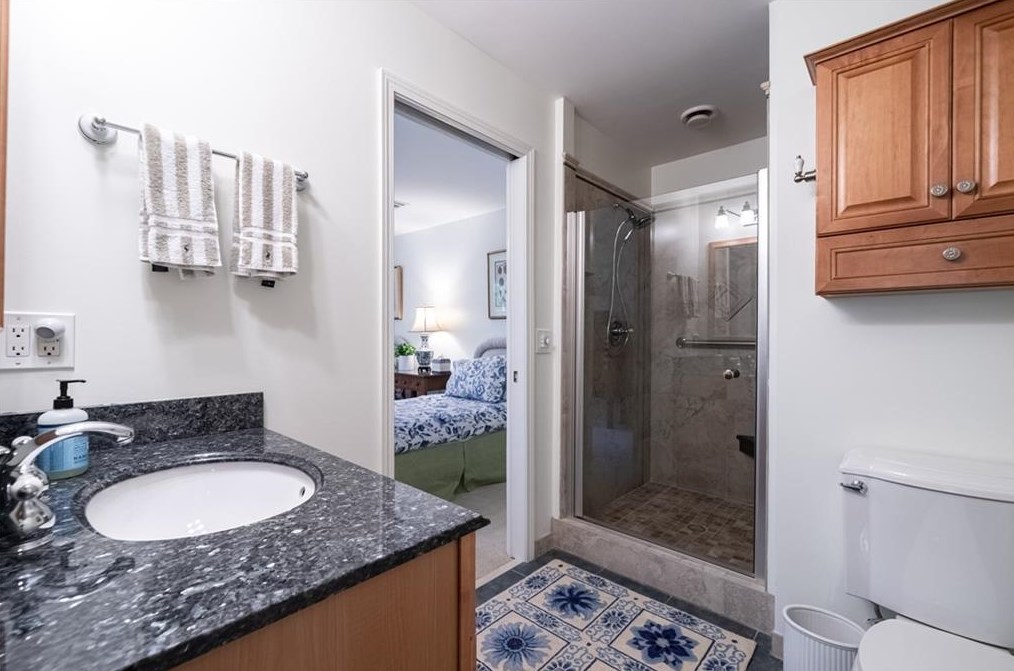 4617 Woodland Brook Dr, Atlanta GA  30339-5368 exterior