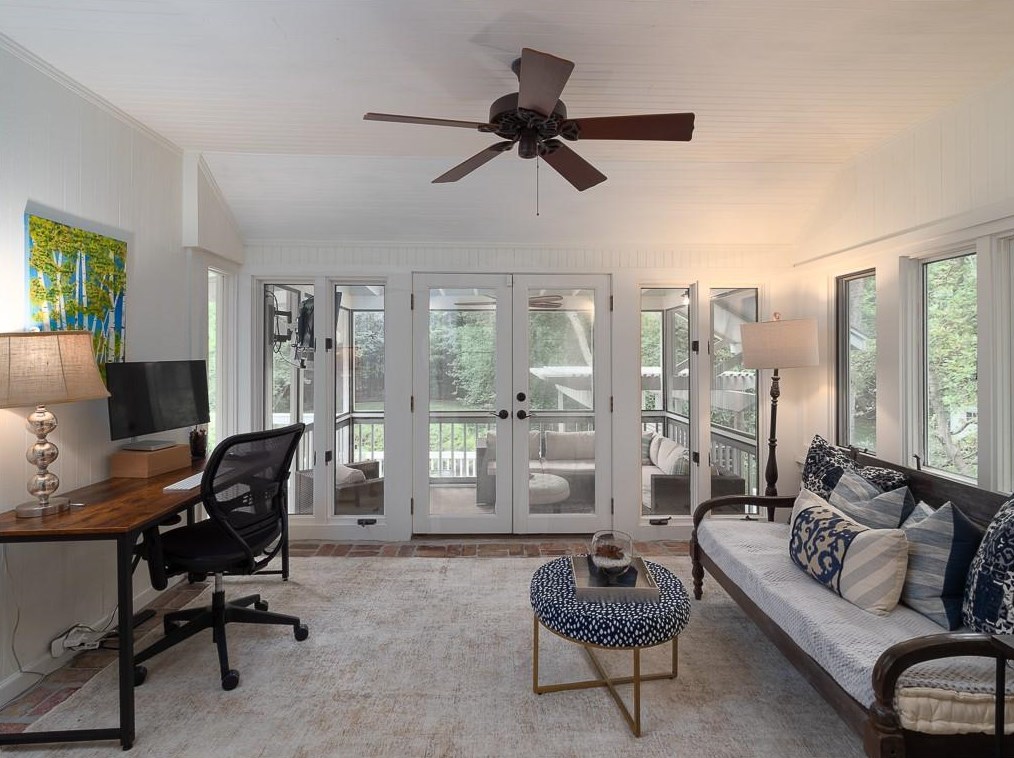 709 Woodward Way, Atlanta GA  30327-1254 exterior