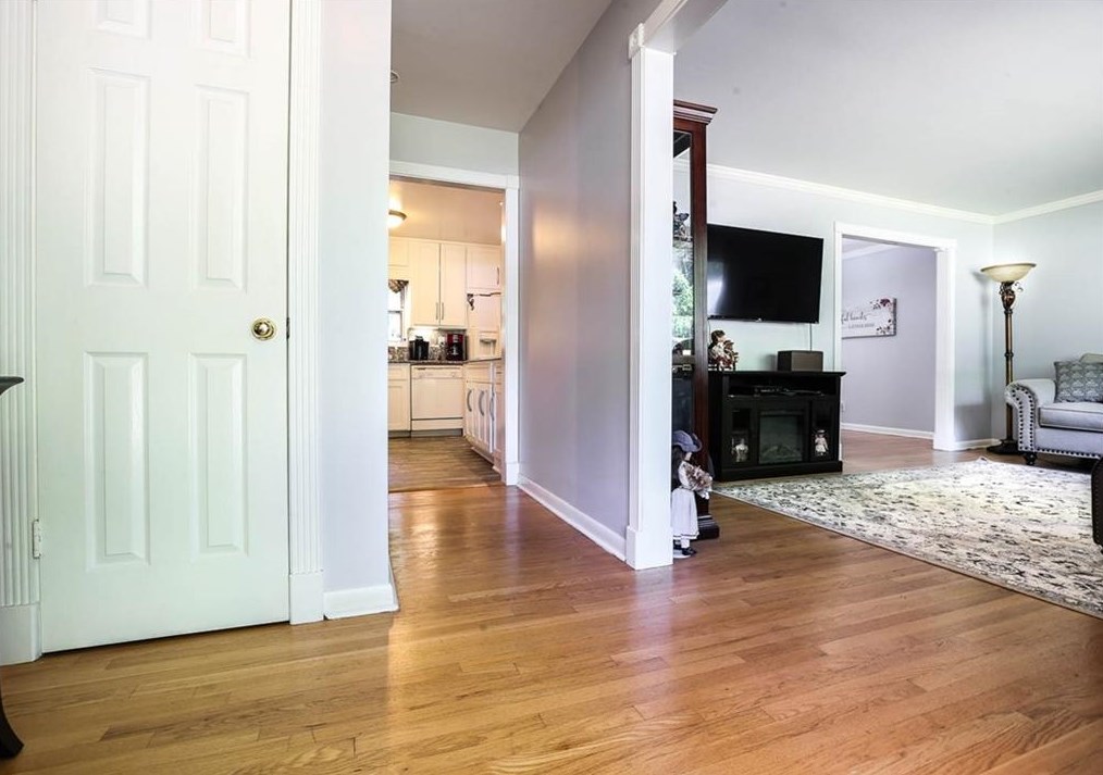 1318 Weston Dr, Decatur GA  30032-2551 exterior